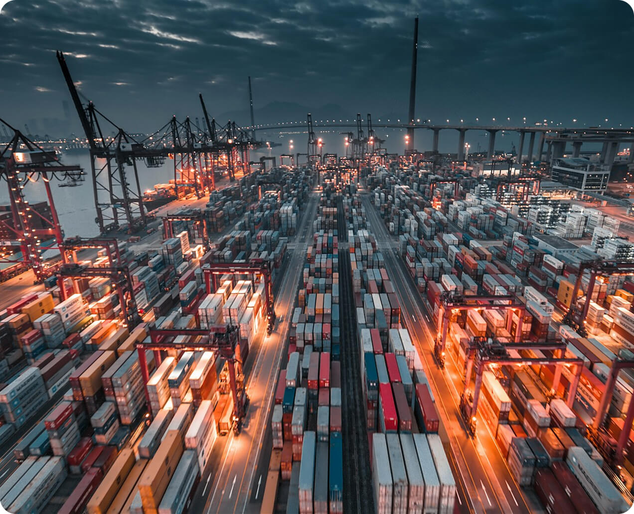 グループのネットワークで設備投資を